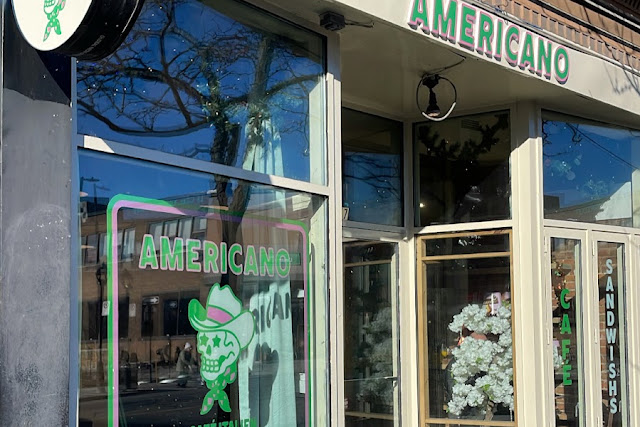 Café Americano, Montréal