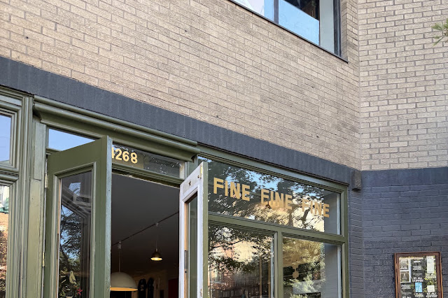 FineFineFine Café, Montréal